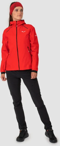 SALEWA Damen Funktionsjacke PEDROC PTX 2.5 W LIGHT JACKET. 10 SALEWA Damen Funktionsjacke PEDROC PTX 2.5 W LIGHT JACKET. -McKinley Geschaft 28565 1500 BILD05 20230325