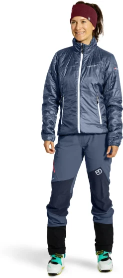 ORTOVOX Damen Funktionsjacke SWISSWOOL PIZ BIAL 11 ORTOVOX Damen Funktionsjacke SWISSWOOL PIZ BIAL -McKinley Geschaft 61139 32201 BILD06 20211202