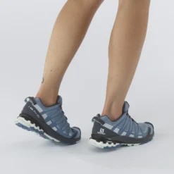 SALOMON Damen Trailrunningschuhe SHOES XA PRO 3D V8 W Ashley Blue/Ebony/O -McKinley Geschaft L41272100 0 BILD07 20220716